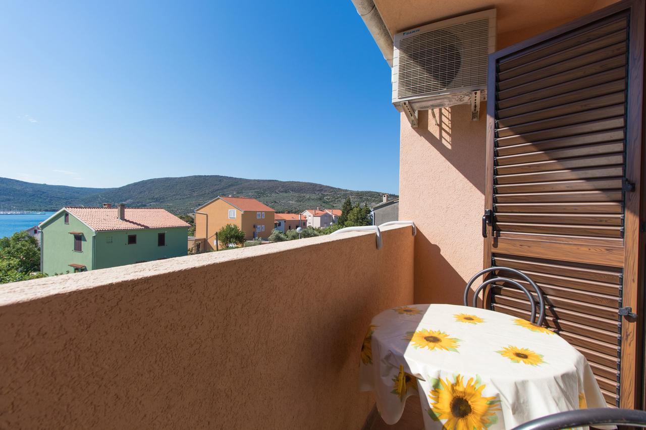 Apartment Anton Црес Экстерьер фото