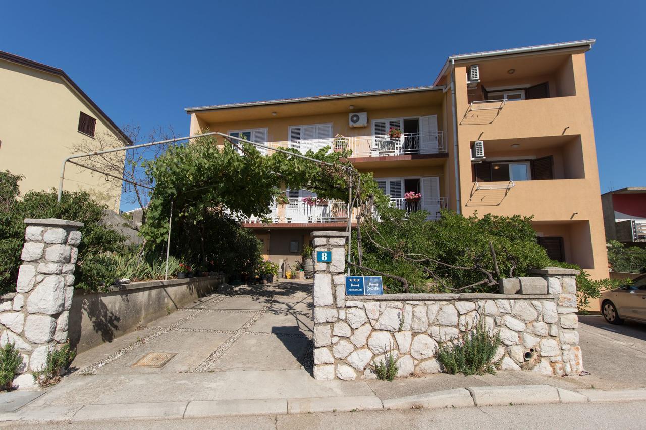 Apartment Anton Црес Экстерьер фото